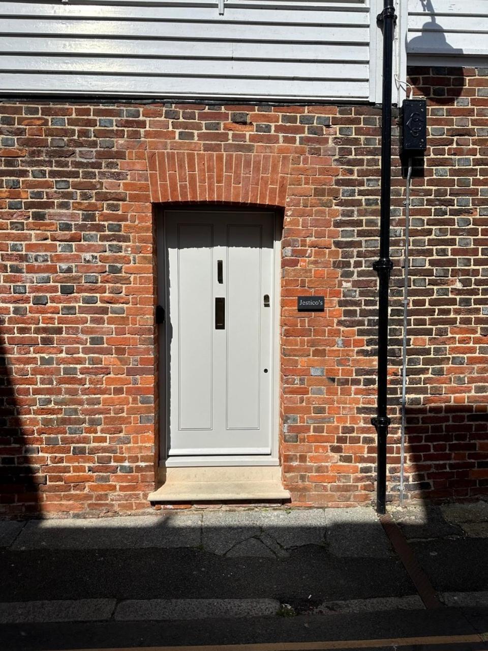 Jesticos, Perfectly Wonderful Central , 1 Parking Included Canterbury Exteriér fotografie